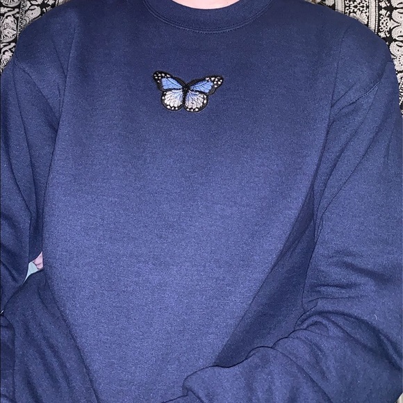 custom🦋butterfly crewneck - Picture 2 of 5
